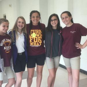 Meet your Posher, Adara